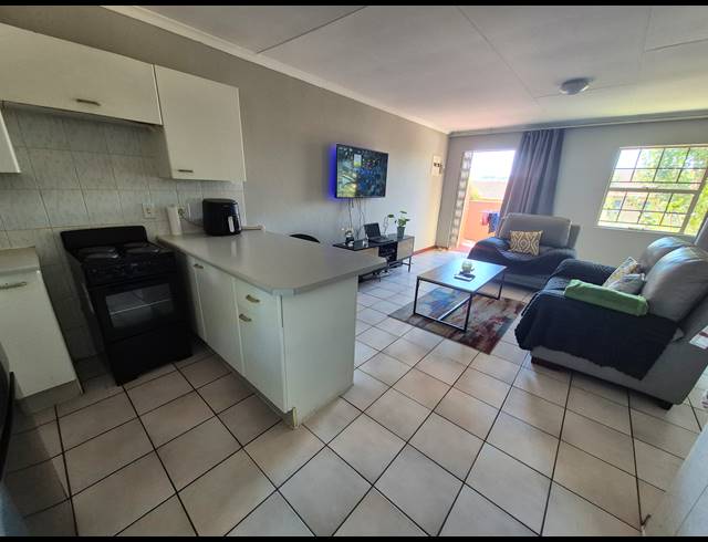 2 BEDROOM APARTMENT FOR SALE IN VORNA VALLEY